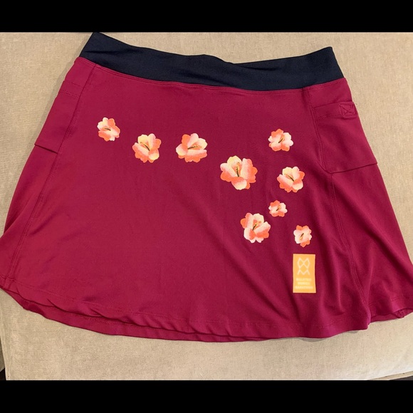 Dresses & Skirts - Tennis skirt, for active wear, running errands.